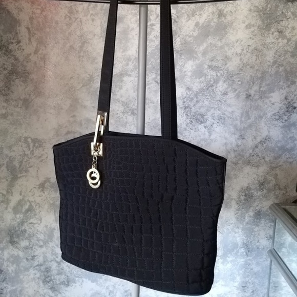 Handbags - 💥3X$15💥 Black stiched purse